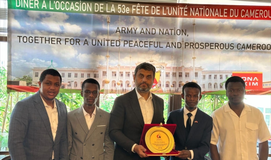 Nous avons rencontré le président et les responsables de CAMTÜRK, une organisation d'étudiants camerounais qui étudient en Turquie, et nous nous sommes concertés.